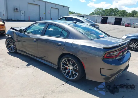 2015 Dodge Charger Srt 392 z USA, uszkodzony, nr VIN 2C3CDXEJ3FH915557